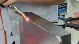 Pdkj handheld laser welder Applied to the sheet metal industry - welding Stainle