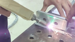 PDKJ handheld laser welder Applied to the sheet metal industry Welding -6mm thic