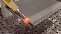 PDKJ robot laser welder Applied to the energy industry - welding 0.8-1.2mm iron 