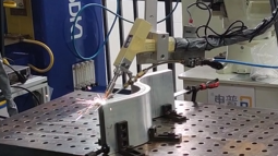 PDKJ robot laser welding workstation welding aluminum -3.0mm bank decorations