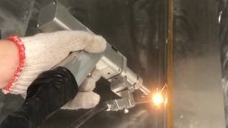 PDKJ handheld laser welder Applied to the sheet metal industry welding 1.5mm sta