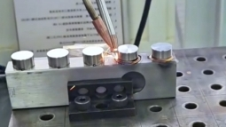 PDKJ Robot laser welding Fish scale welding process #laserweldingmachine#robotla